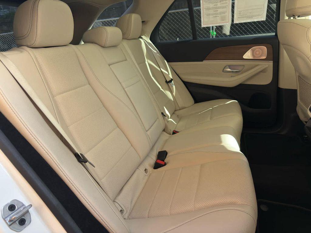 used 2024 Mercedes-Benz GLE 450 car, priced at $57,998