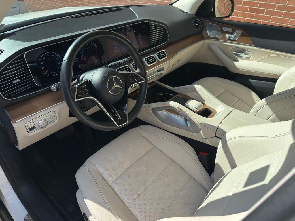 used 2024 Mercedes-Benz GLE 450 car, priced at $57,998