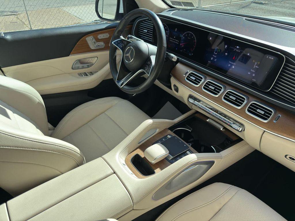 used 2024 Mercedes-Benz GLE 450 car, priced at $57,998