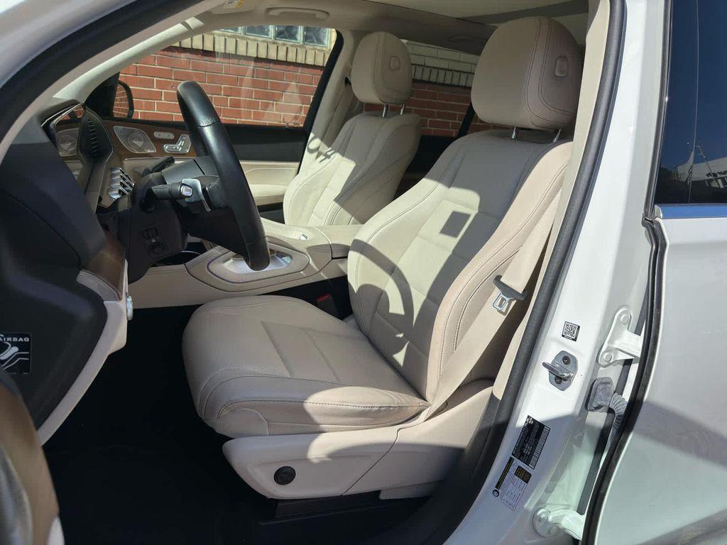 used 2024 Mercedes-Benz GLE 450 car, priced at $57,998