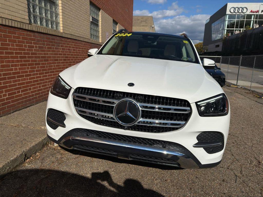 used 2024 Mercedes-Benz GLE 450 car, priced at $57,998