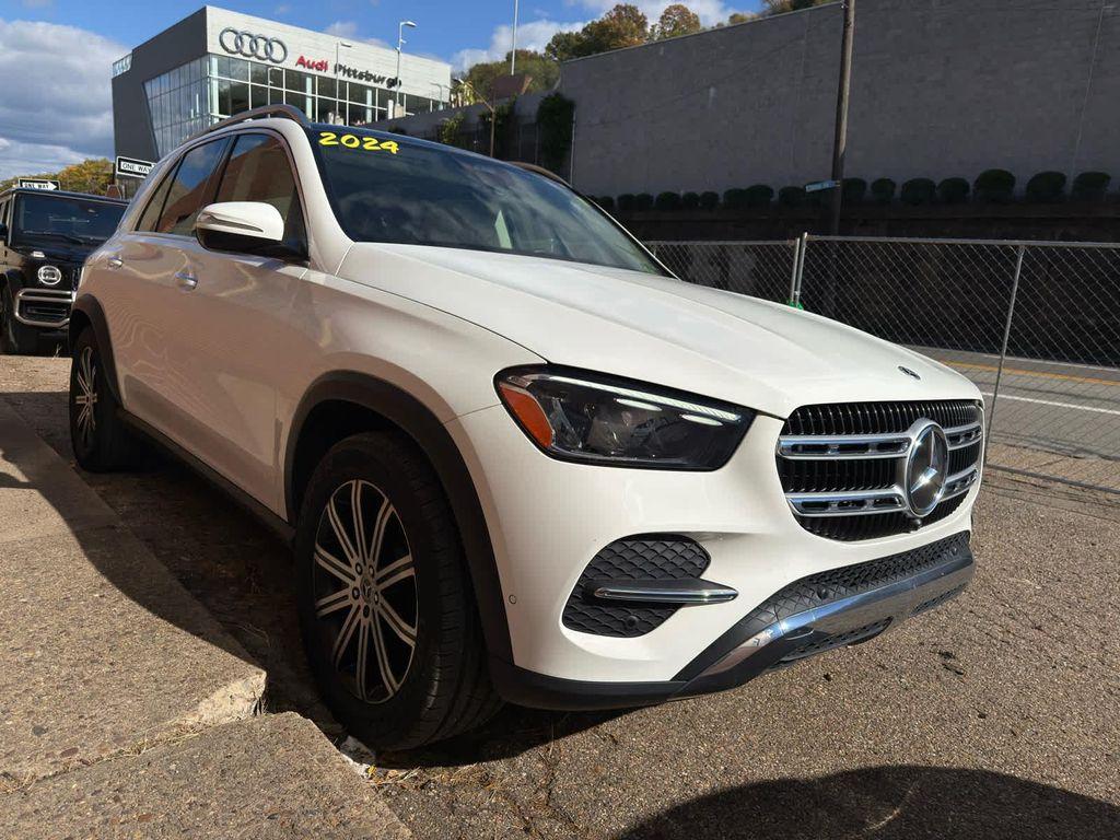 used 2024 Mercedes-Benz GLE 450 car, priced at $57,998