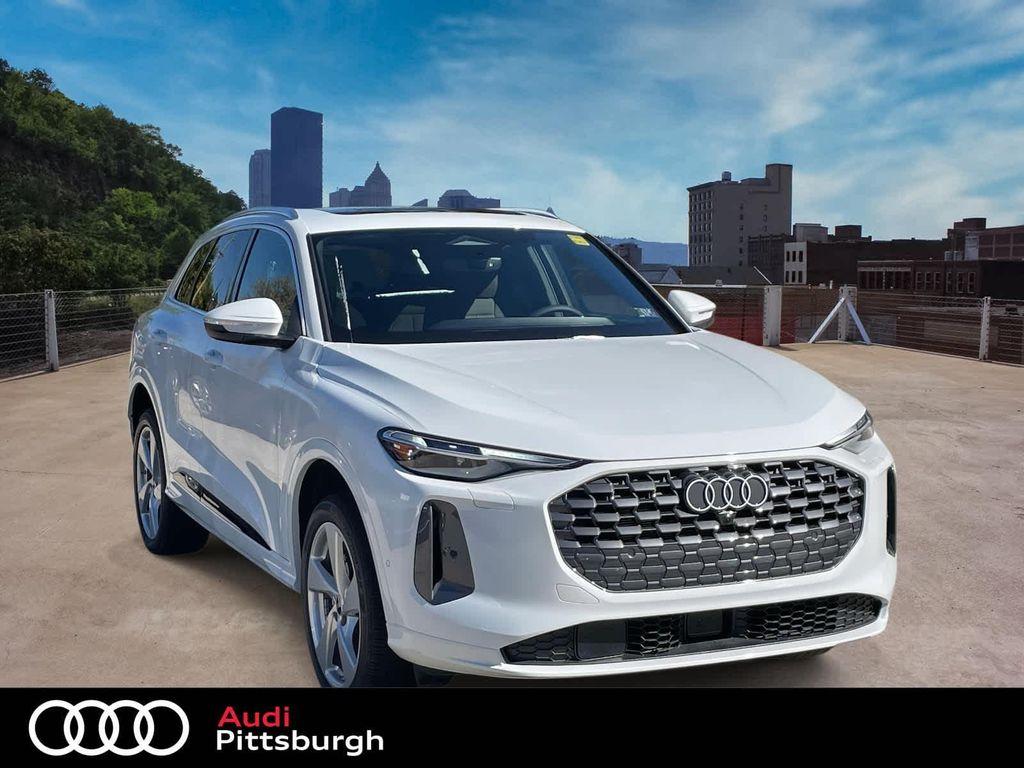 new 2025 Audi Q5 car, priced at $61,300