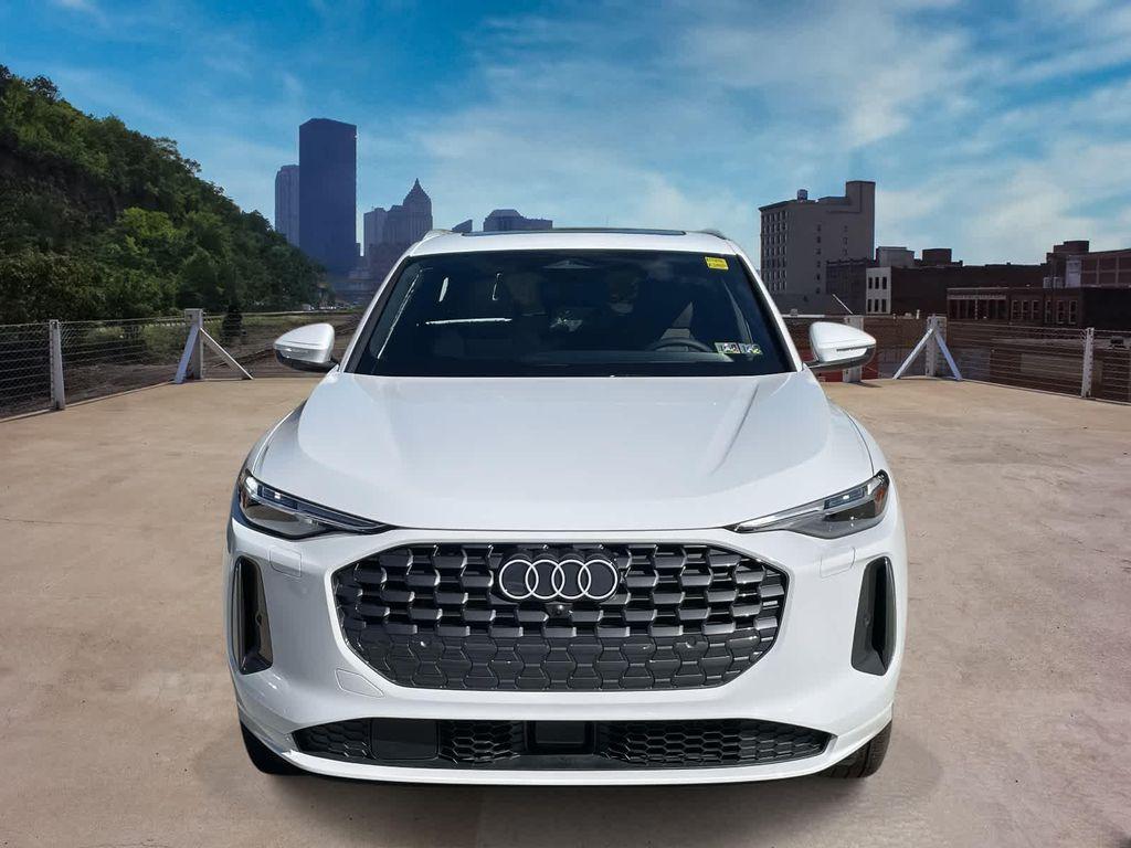 new 2025 Audi Q5 car, priced at $61,300