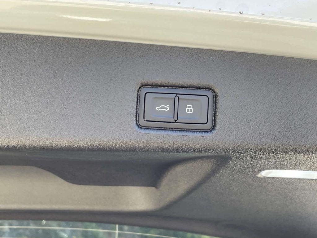 new 2025 Audi Q5 car, priced at $61,300