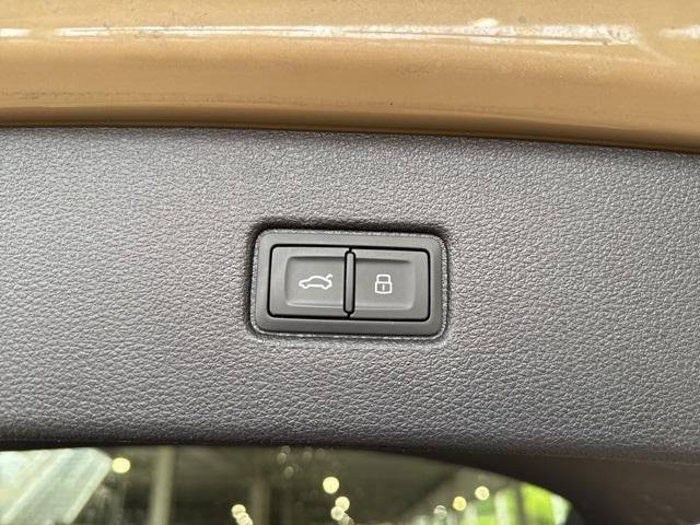 used 2025 Audi Q7 car, priced at $60,856