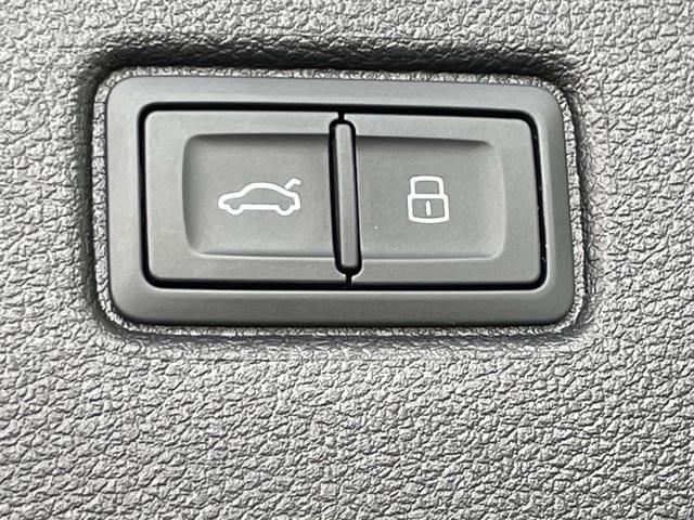 used 2025 Audi Q7 car, priced at $57,536