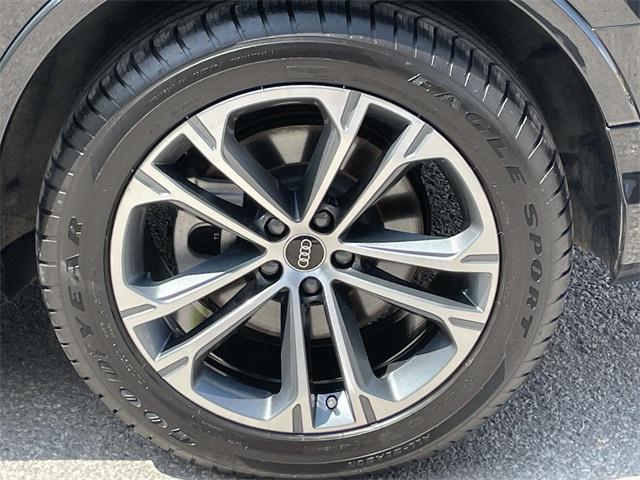 used 2025 Audi Q7 car, priced at $57,536