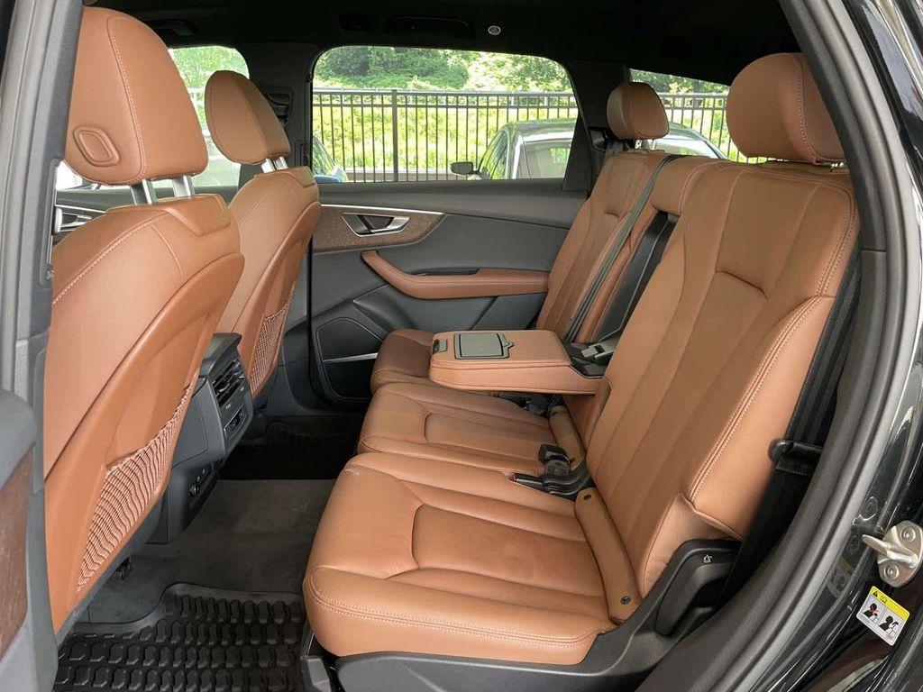 used 2025 Audi Q7 car, priced at $56,274