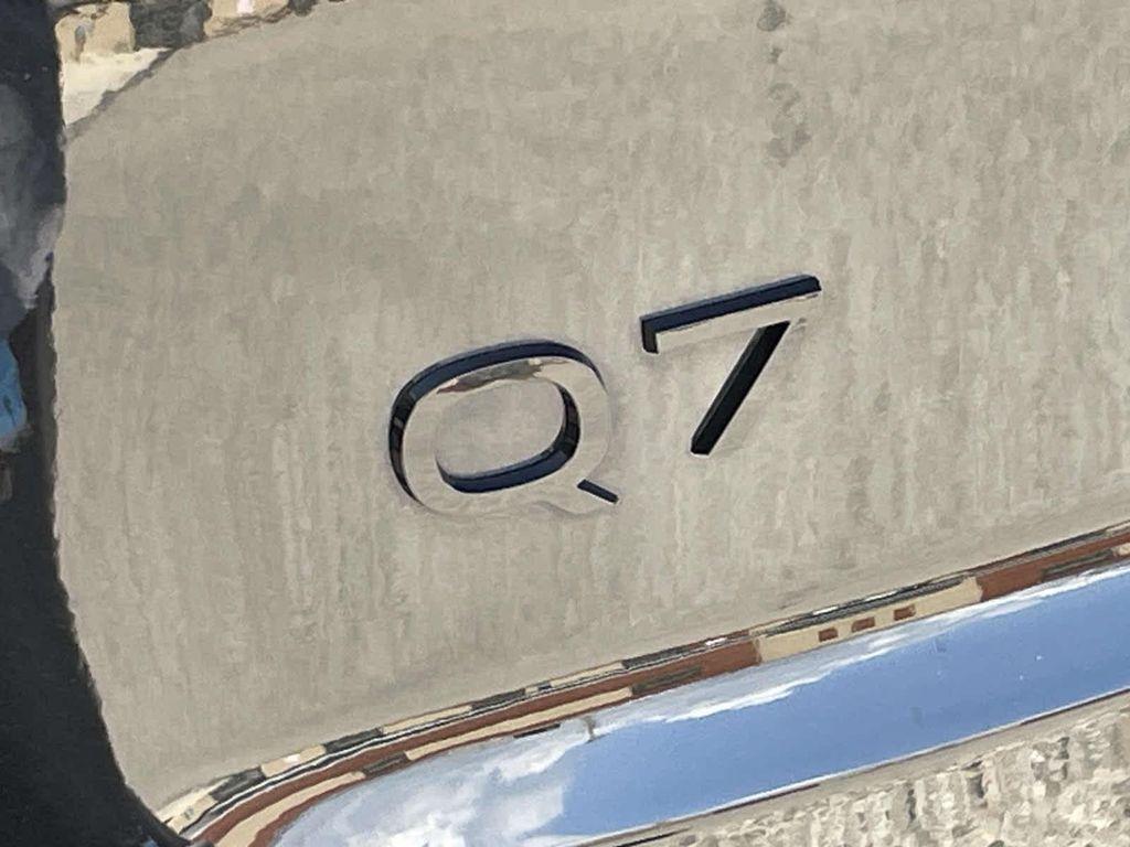 used 2025 Audi Q7 car, priced at $56,274