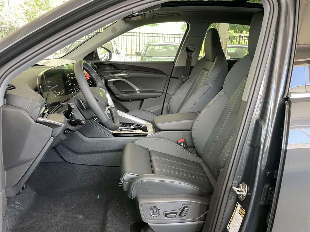 new 2025 Audi Q5 car, priced at $59,890