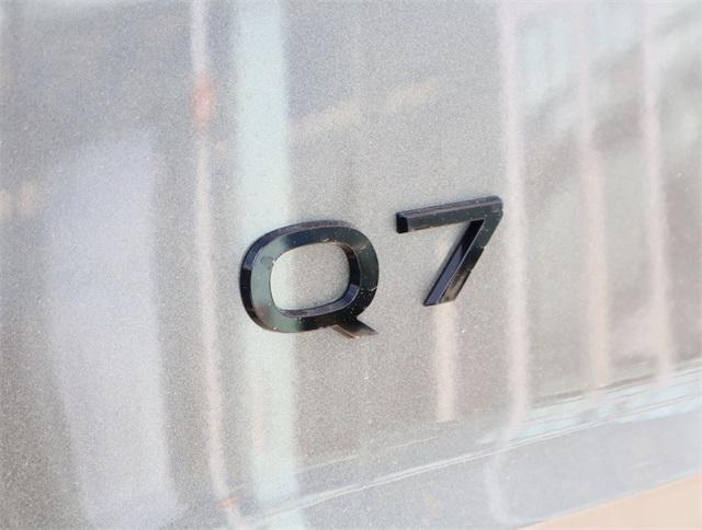 new 2025 Audi Q7 car, priced at $66,500