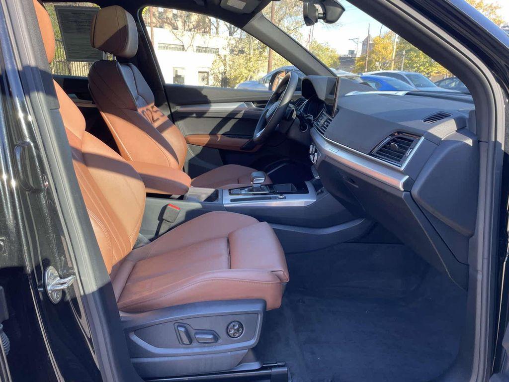used 2025 Audi Q5 car, priced at $41,998