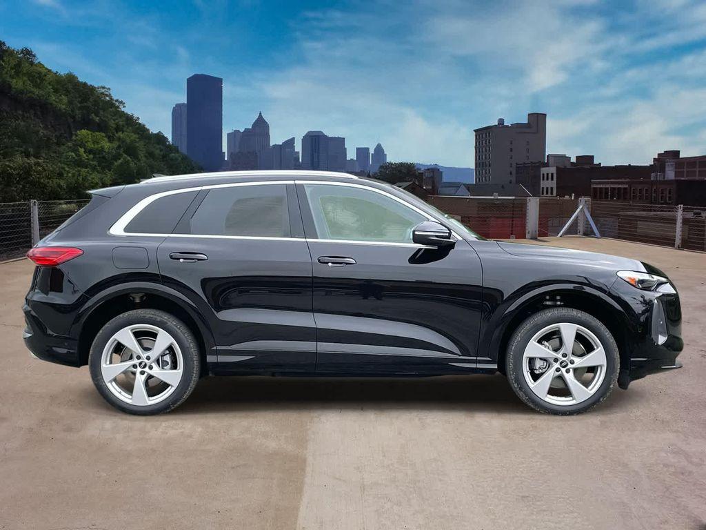 new 2025 Audi Q5 car, priced at $60,975