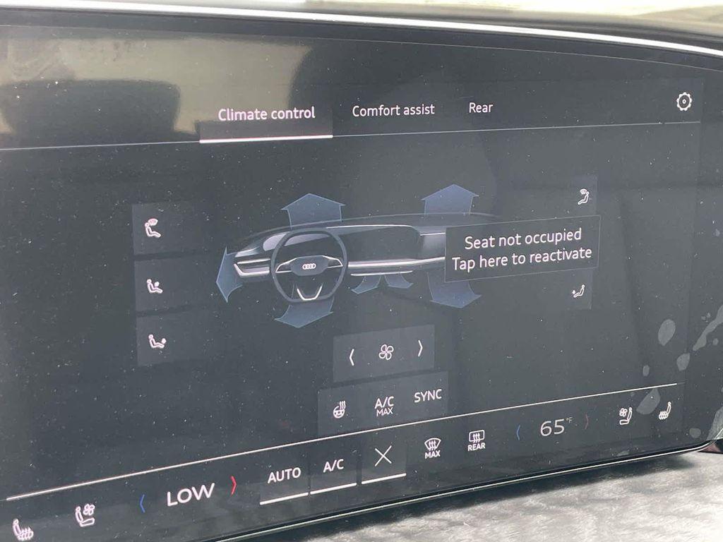 new 2025 Audi Q5 car, priced at $60,975