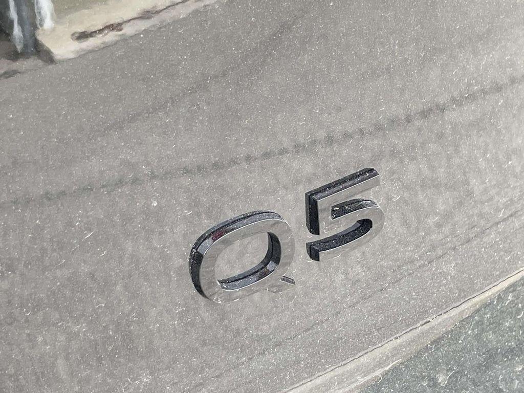 new 2025 Audi Q5 car, priced at $60,975