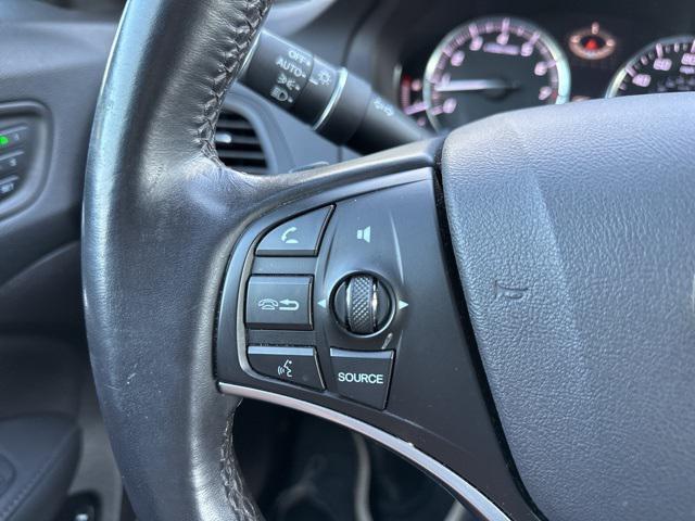 used 2020 Acura MDX car, priced at $29,089