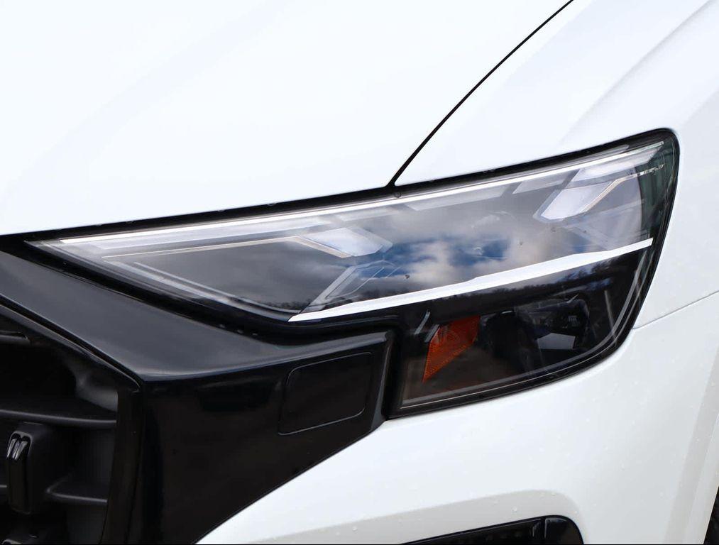 new 2025 Audi Q8 car, priced at $80,105