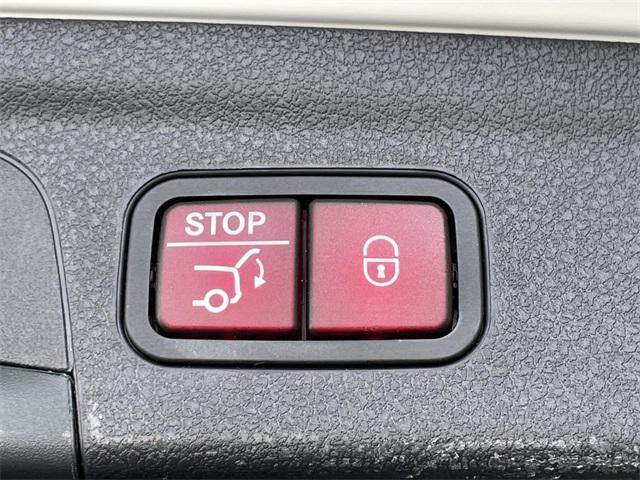 used 2021 Mercedes-Benz GLE 350 car, priced at $35,035