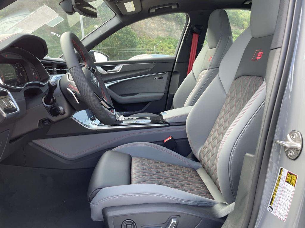 new 2025 Audi S6 car, priced at $100,085
