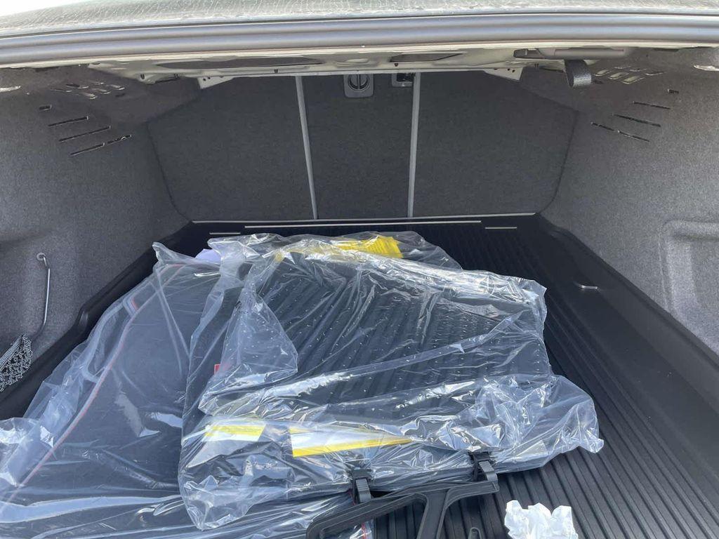 new 2025 Audi S6 car, priced at $100,085