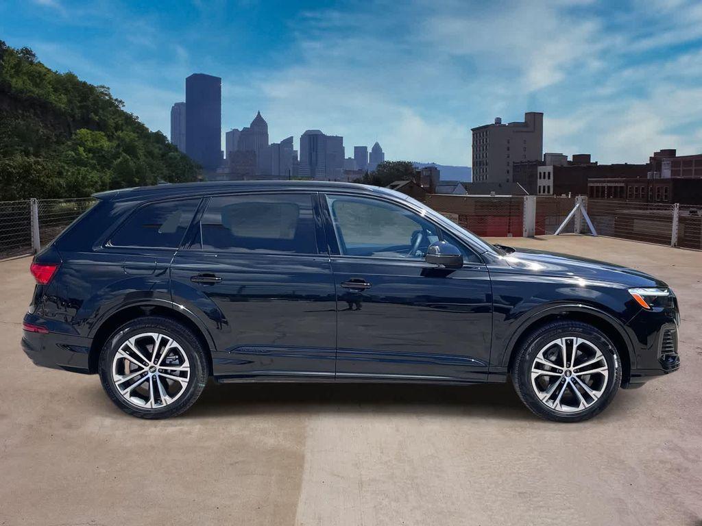 used 2025 Audi Q7 car, priced at $57,796