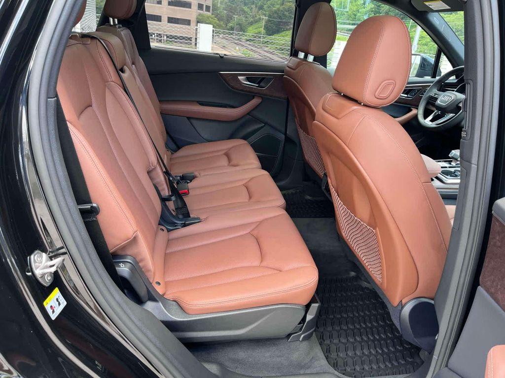 used 2025 Audi Q7 car, priced at $57,796