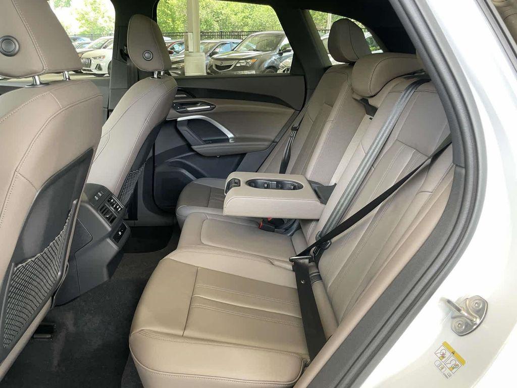 new 2025 Audi Q5 car, priced at $60,570