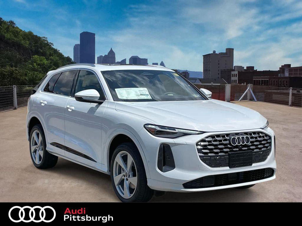 new 2025 Audi Q5 car, priced at $60,570
