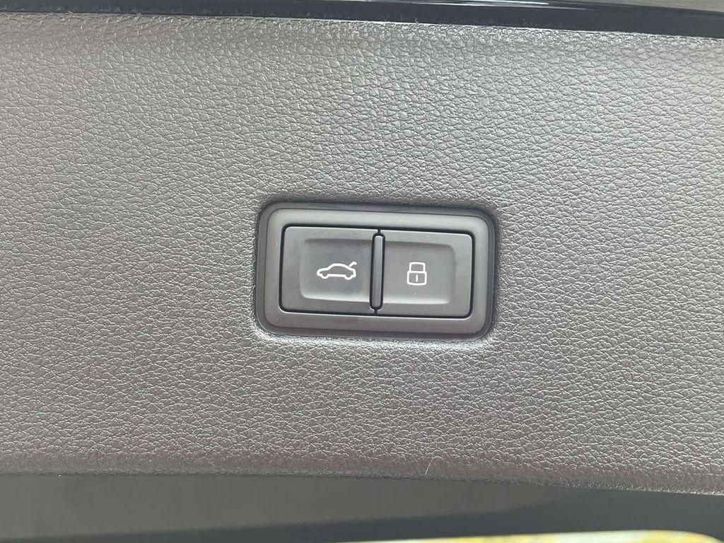 new 2026 Audi SQ8 car, priced at $133,570