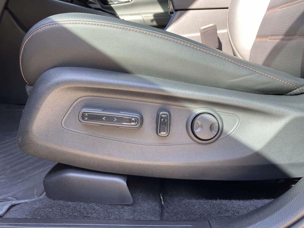 used 2025 Honda CR-V Hybrid car, priced at $34,998