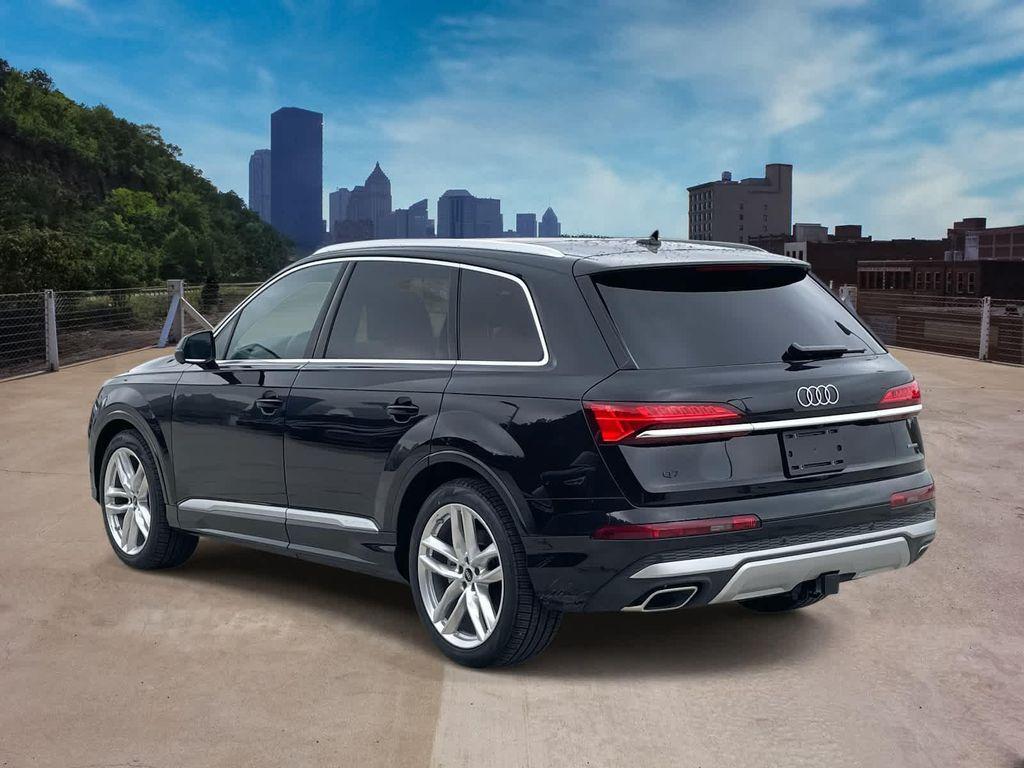 new 2025 Audi Q7 car, priced at $76,350