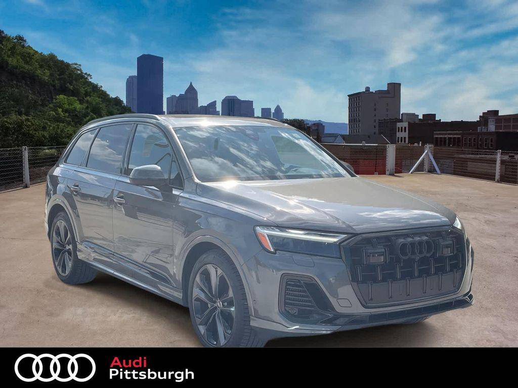 new 2025 Audi Q7 car, priced at $77,580