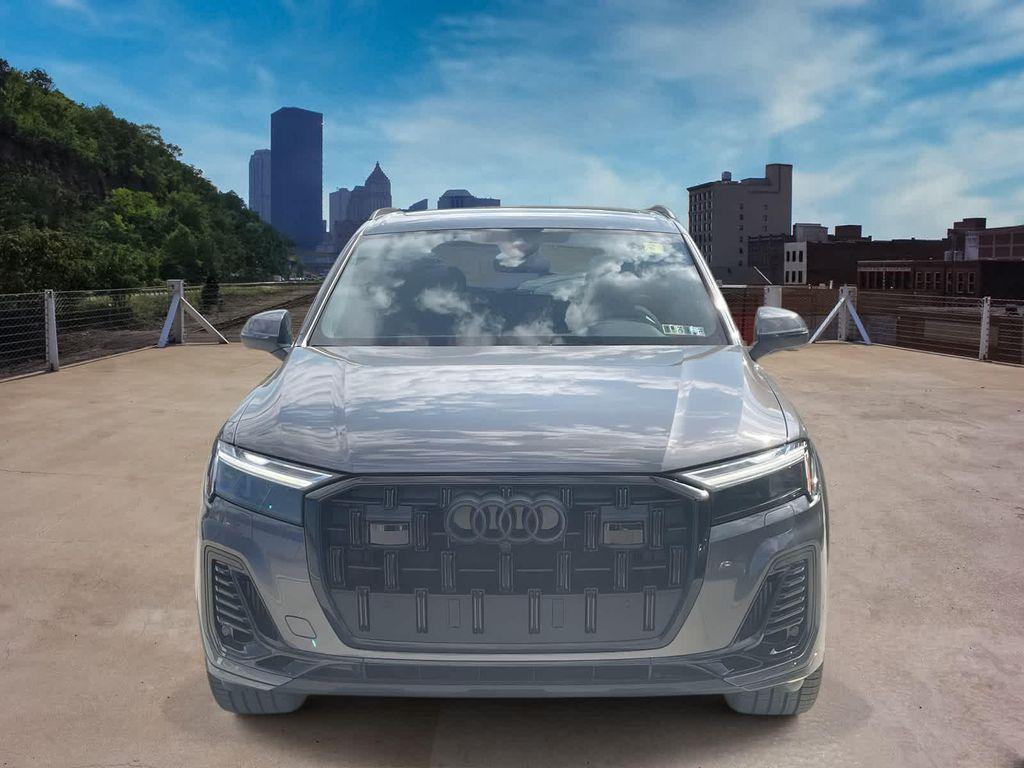 new 2025 Audi Q7 car, priced at $77,580