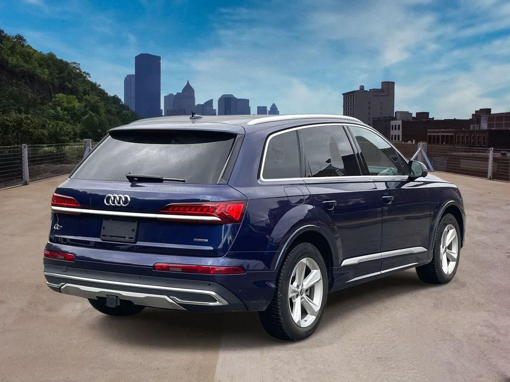 used 2022 Audi Q7 car, priced at $32,000