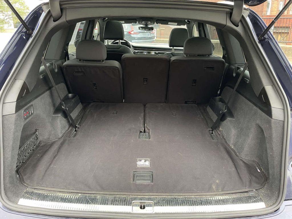 used 2022 Audi Q7 car, priced at $32,000