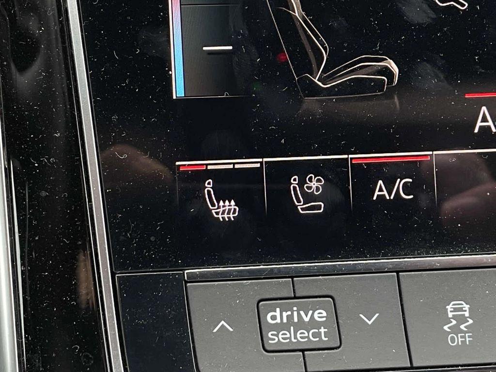 used 2022 Audi Q7 car, priced at $32,000