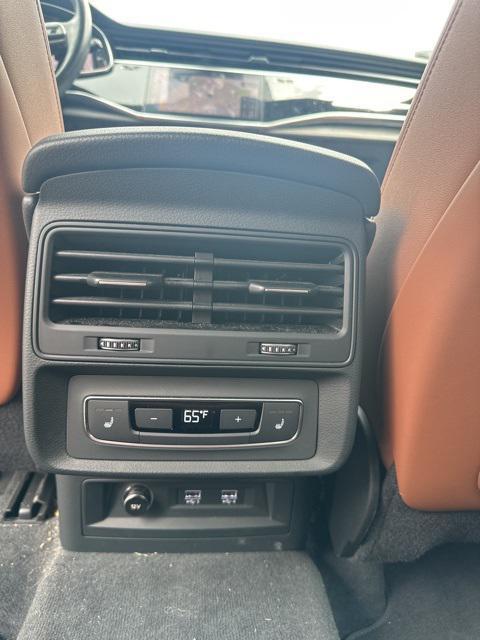 used 2020 Audi Q7 car, priced at $26,684