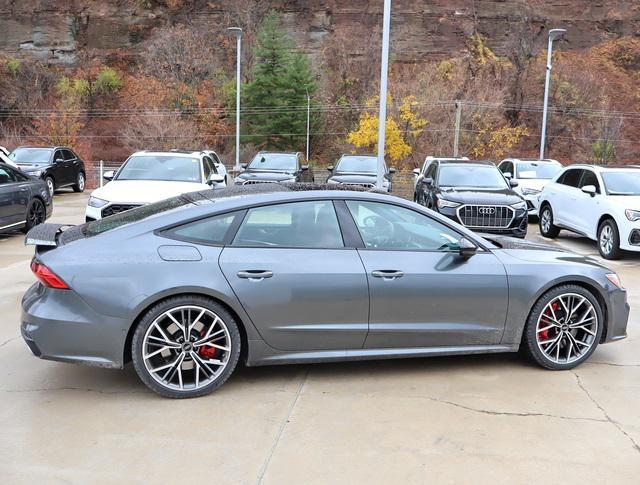 new 2025 Audi S7 car, priced at $100,605