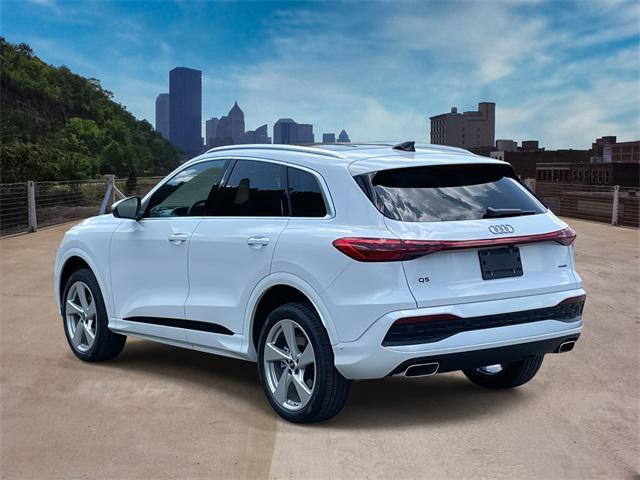 new 2025 Audi Q5 car, priced at $61,390