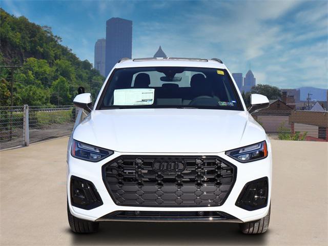 new 2025 Audi Q5 car, priced at $68,225