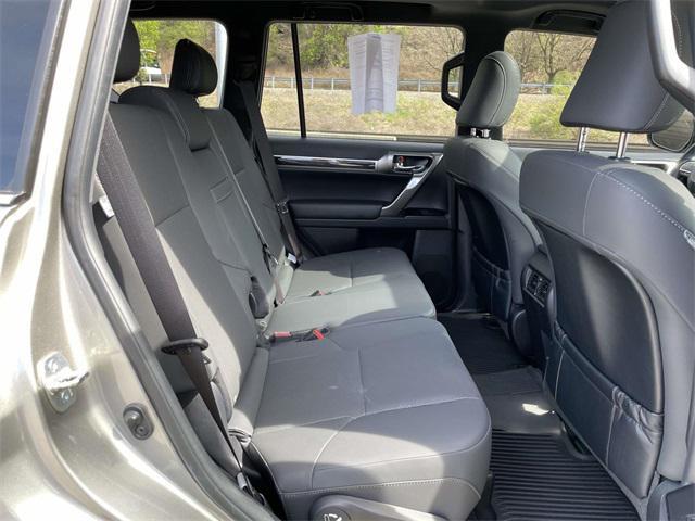 used 2022 Lexus GX 460 car, priced at $50,377