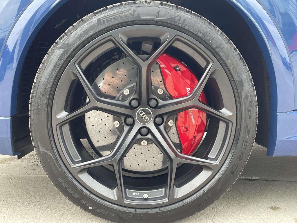 new 2025 Audi RS Q8 car, priced at $151,350