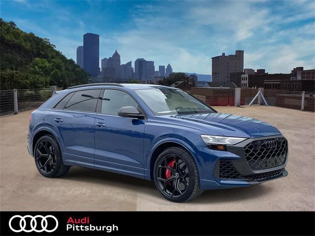 new 2025 Audi RS Q8 car, priced at $151,350