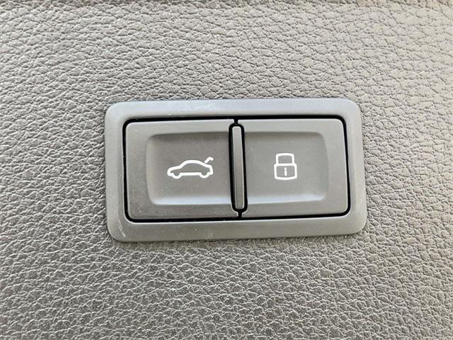 used 2022 Audi Q5 car, priced at $30,291