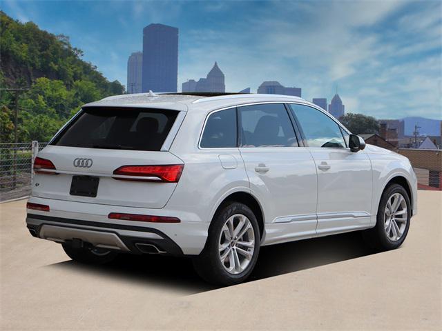 new 2025 Audi Q7 car, priced at $75,700