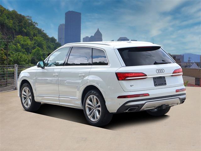 new 2025 Audi Q7 car, priced at $75,700