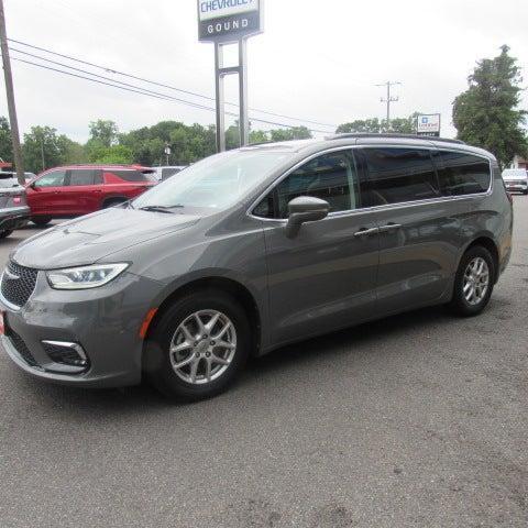 used 2022 Chrysler Pacifica car, priced at $23,995
