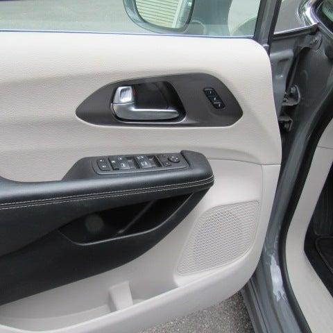 used 2022 Chrysler Pacifica car, priced at $23,995