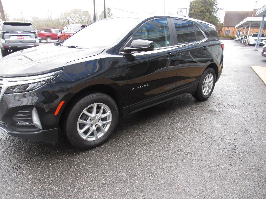 used 2024 Chevrolet Equinox car, priced at $27,995